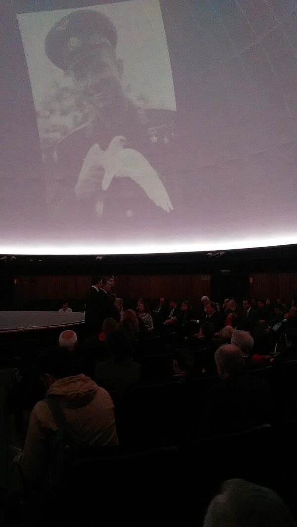 Inauguración de la escultura del primer astronauta en viajar al espacio, el soviético Yuri Gagarin - Sputnik Mundo