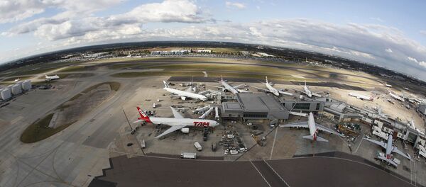 Aeropuerto Heathrow - Sputnik Mundo