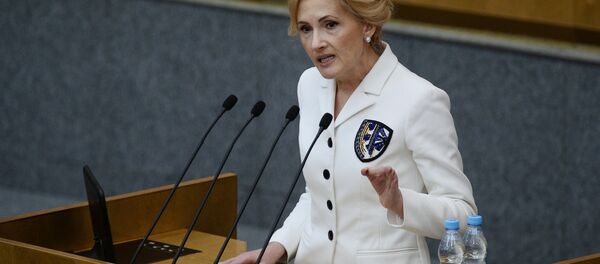 Irina Yarovaya, la vicepresidenta de la cámara baja del Parlamento ruso Irina Yarovaya, la vicepresidenta de la cámara baja del Parlamento ruso - Sputnik Mundo