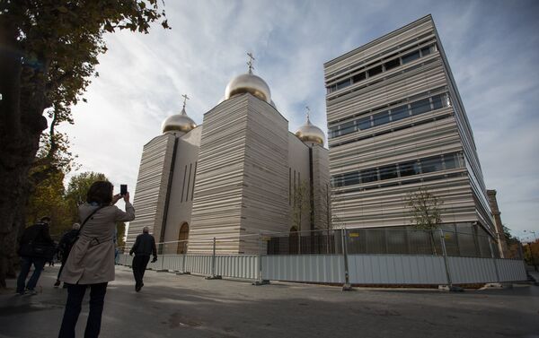 Nuevo centro ortodoxo ruso en París - Sputnik Mundo