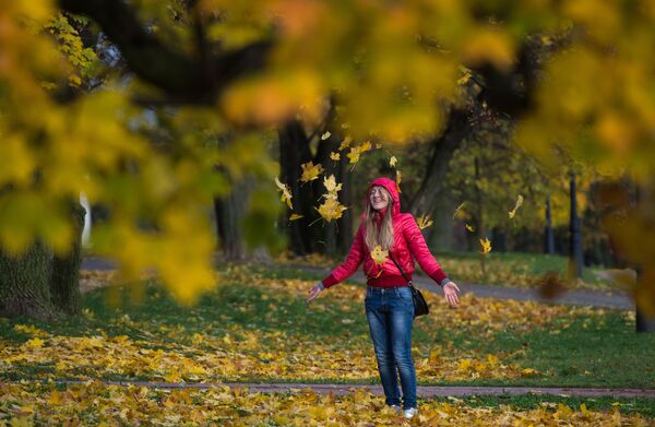 El 'Otoño de Oro' en los parques de Moscú - Sputnik Mundo