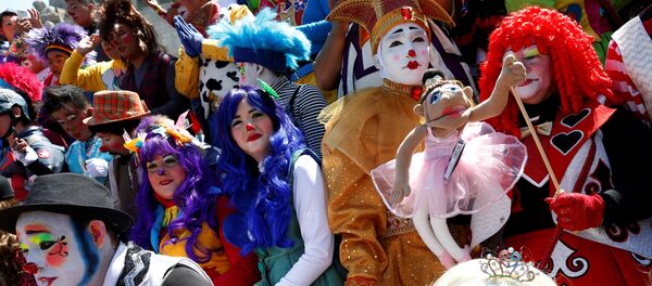 Convención de payasos en México - Sputnik Mundo