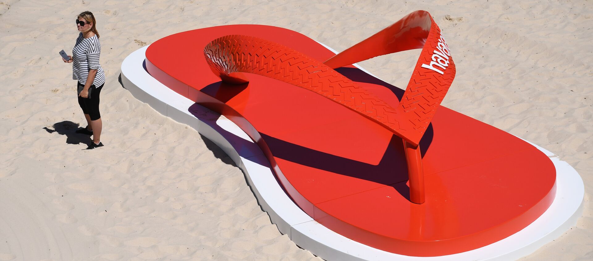 Dos kilómetros de arte contemporáneo en una playa de Sídney - Sputnik Mundo, 1920, 20.10.2016