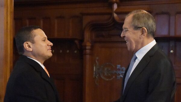 Los ministros de Exteriores de Rusia y de Guatemala, Serguéi Lavrov y Carlos Morales - Sputnik Mundo