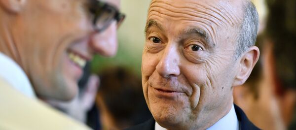 Alcalde y candidato de derecha del partido republicano de Burdeos para la elección presidencial de 2017 Alain Juppé - Sputnik Mundo