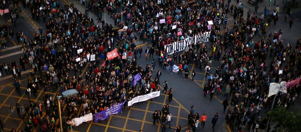 Una protesta en Chile (archivo) - Sputnik Mundo