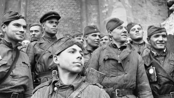 Soldados del Ejército Rojo que asaltaron el Reichstag, en Berlín