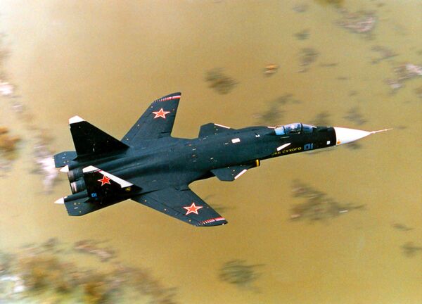 El caza experimental Su-47 Berkut - Sputnik Mundo