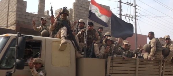 Terroristas aplastados: soldados iraquíes entran en el pueblo de Qara Qosh, cerca de Mosul Terroristas aplastados: soldados iraquíes entran en el pueblo de Qara Qosh, cerca de Mosul - Sputnik Mundo