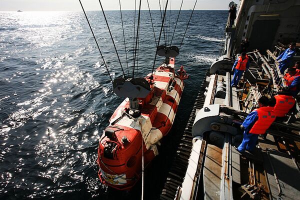 Ejercicios del servicio de rescate de la Flota del Pacífico de Rusia - Sputnik Mundo