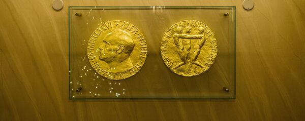 Las medallas del premio Nobel (imagen referencial) - Sputnik Mundo
