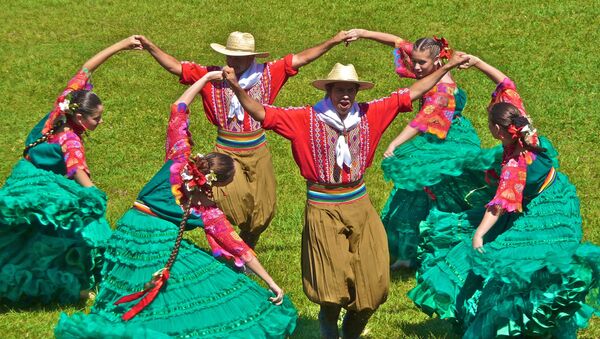 Una danza paraguaya - Sputnik Mundo