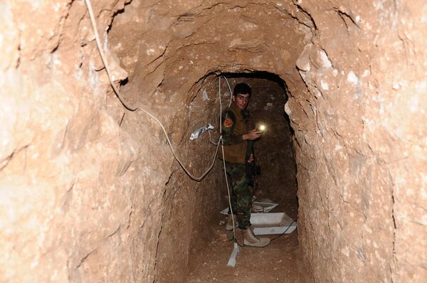 Los túneles construidos por Daesh - Sputnik Mundo