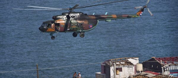 Helicóptero, Cuba. Huracán Matthew. - Sputnik Mundo