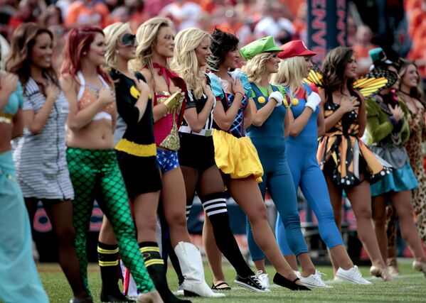 Elevando el espíritu: las animadoras más guapas del mundo - Sputnik Mundo