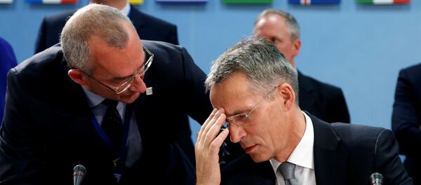 Jens Stoltenberg, secretario general de la OTAN, en el encuentro en Bruselas - Sputnik Mundo