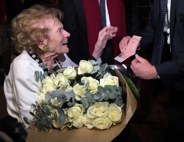 'Los nuevos rusos': celebridades extranjeras que obtuvieron la ciudadanía del país - Sputnik Mundo