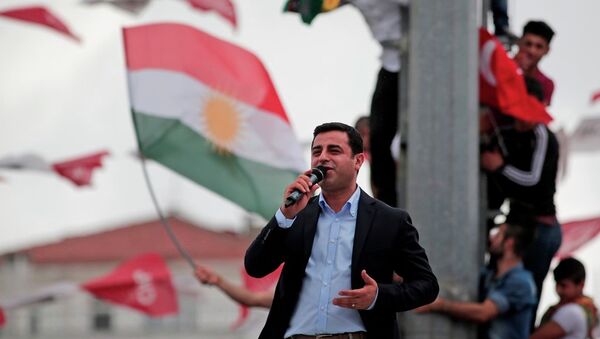 Selahattin Demirtas - Sputnik Mundo