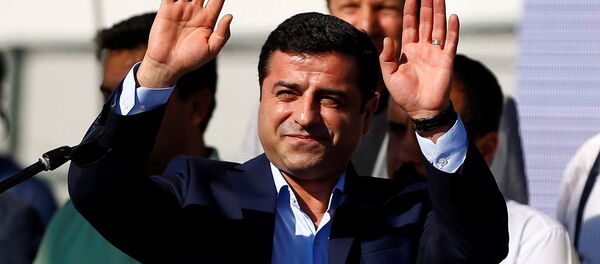 Selahattin Demirtas - Sputnik Mundo