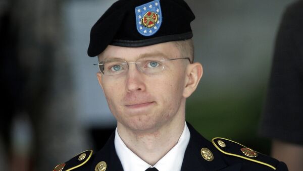 El exsoldado estadounidense Bradley Manning (ahora Chelsea Manning) El exsoldado estadounidense Bradley Manning (ahora Chelsea Manning) - Sputnik Mundo