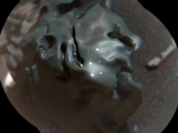 La 'Roca Huevo' encontrada por el Curiosity - Sputnik Mundo