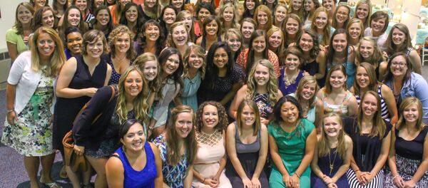 Un grupo de mujeres - Sputnik Mundo