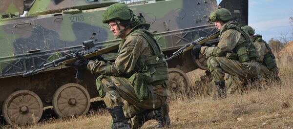 Las maniobras conjuntas Rusia-Bielorrusia-Serbia, Hermandad Eslava 2016 - Sputnik Mundo
