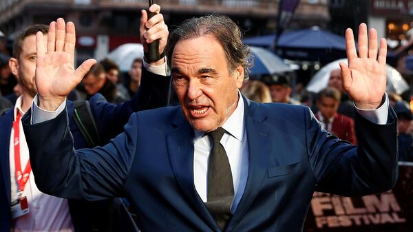 Oliver Stone, director cinematográfico norteamericano - Sputnik Mundo