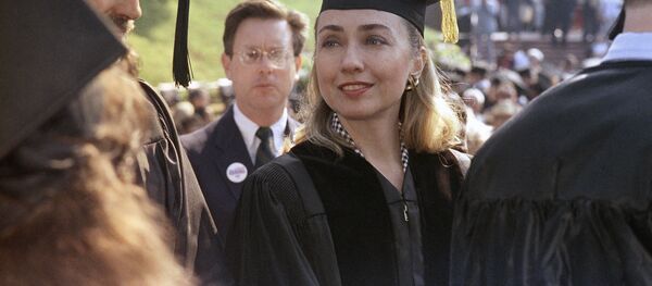 Hillary Clinton y Donald Trump, tal como eran en los viejos tiempos - Sputnik Mundo