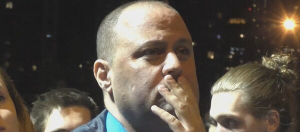 Sonrisas y lágrimas: las dos caras de las elecciones en EEUU - Sputnik Mundo