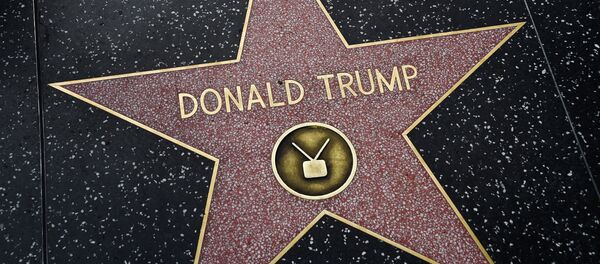 La estrella del presidente electo de EEUU, Donald Trump, en el paseo de la fama de Hollywood - Sputnik Mundo
