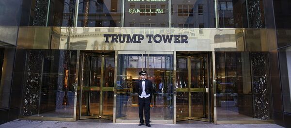 La entrada principal de Trump Tower - Sputnik Mundo