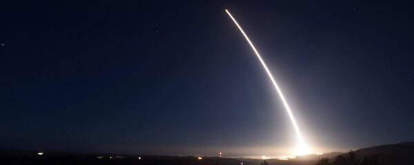 Prueba del misil balístico intercontinental Minuteman III - Sputnik Mundo