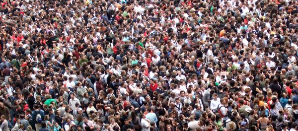 Multidud - Sputnik Mundo