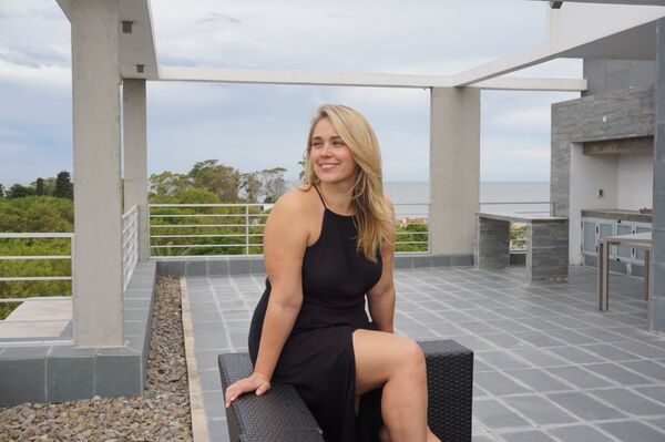 La modelo rusa ‘plus size’ Marina Bulátkina, residente en Nueva York, en Montevideo - Sputnik Mundo