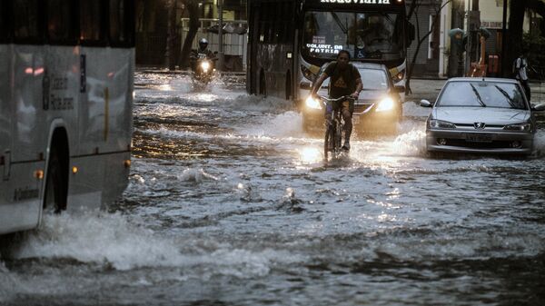 Lluvias en Río de Janeiro, Brasil - Sputnik Mundo