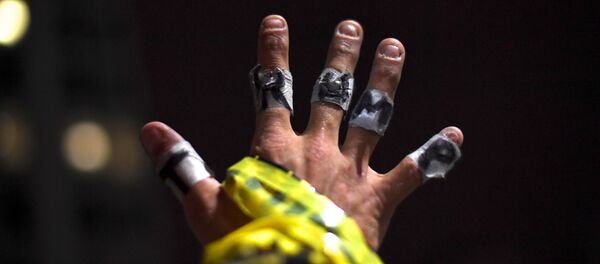 Una mano con la palabra Trump - Sputnik Mundo