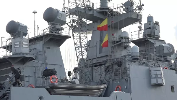 La fragata Almirante Grigoróvich de la flota del mar Negro de la Federación rusa, en las costas de Siria, en aguas del Mediterráneo. - Sputnik Mundo