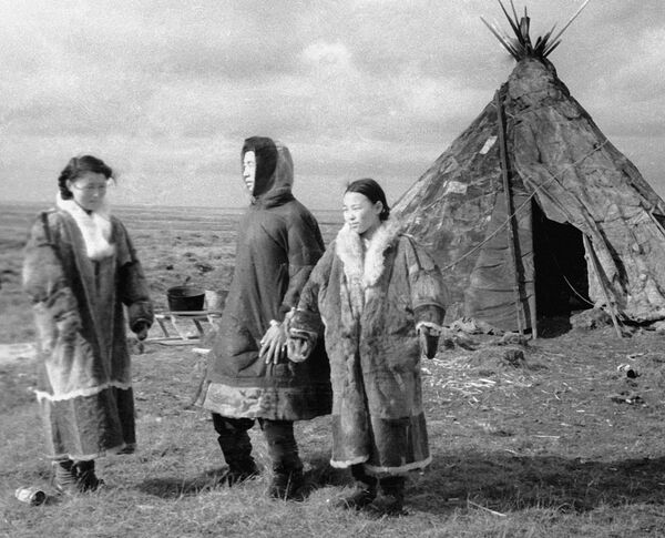 Los indígenas mansi, foto de archivo - Sputnik Mundo