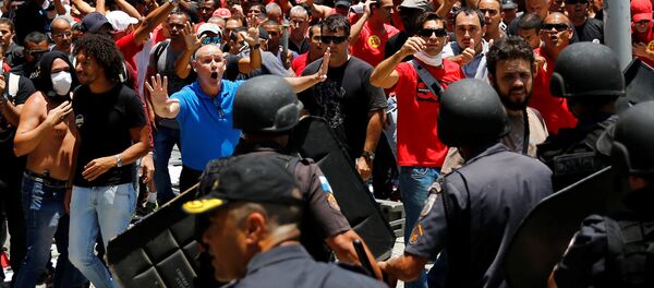 La manifesrtación en Río de Janeiro, Brasil (archivo) La manifesrtación en Río de Janeiro, Brasil (archivo) - Sputnik Mundo