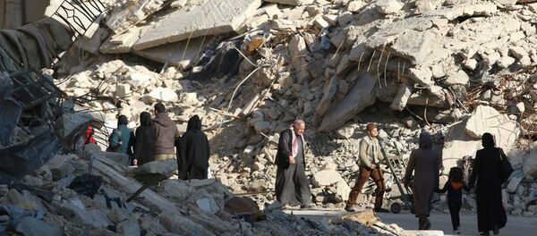 Civiles en Alepo - Sputnik Mundo