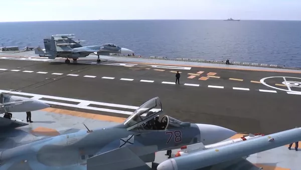 Portaviones de la Armada de Rusia Almirante Kuznetsov - Sputnik Mundo