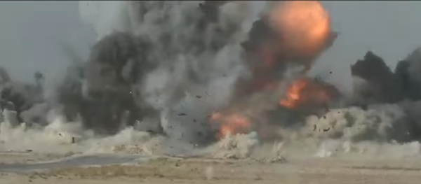 Explosión de un coche bomba en Siria - Sputnik Mundo