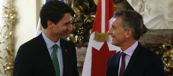 Mauricio Macri, el presidente de Argentina, y Justin Trudeau, el primer ministro de Canadá - Sputnik Mundo