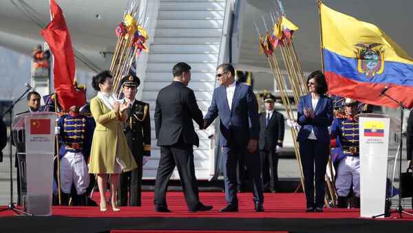 Presidente de China, Xi Jinping, y Rafael Correa, presidente de Ecuador - Sputnik Mundo