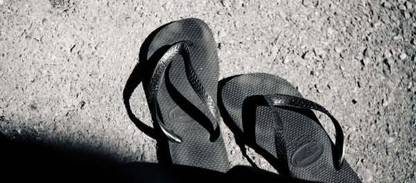 Sandalias - Sputnik Mundo