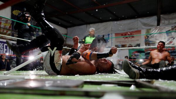 Lucha extrema mexicana - Sputnik Mundo