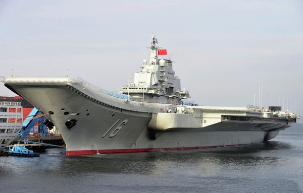 El portaviones chino Liaoning - Sputnik Mundo