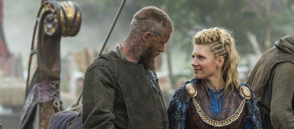 Escena del episodio 3 de la serie televisiva 'Vikingos' de History Channel - Sputnik Mundo