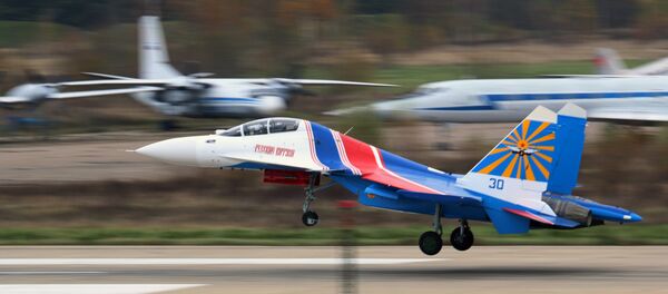 Русские Витязи получили первые четыре истребителя Су-30СМ - Sputnik Mundo